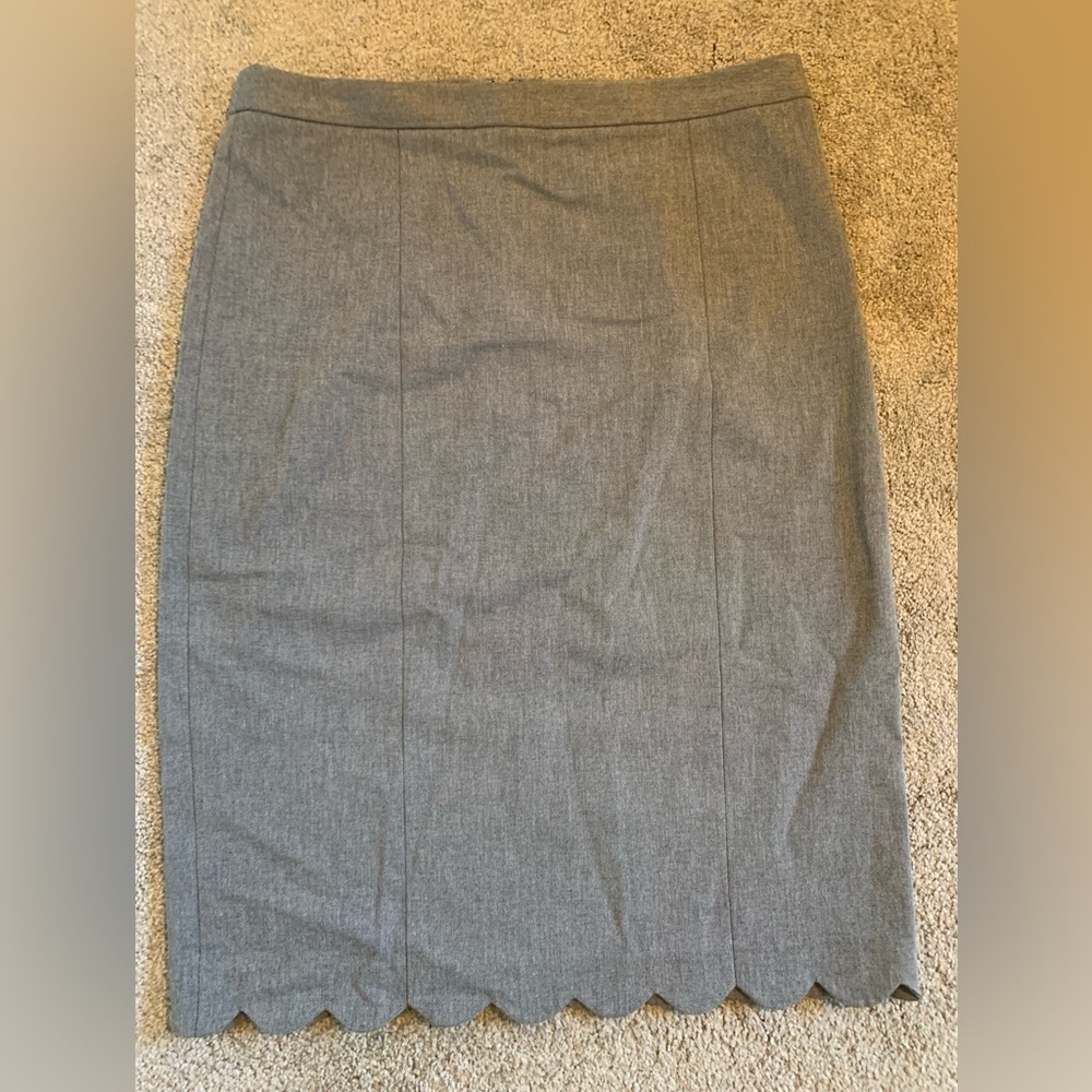 Banana Republic grey skirt